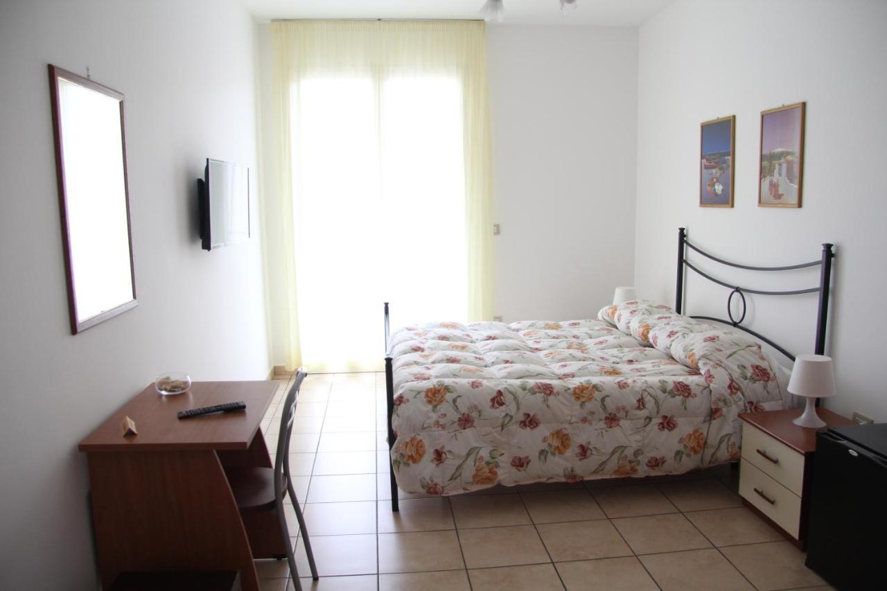 Fragolina B&B Furci Siculo Exterior photo