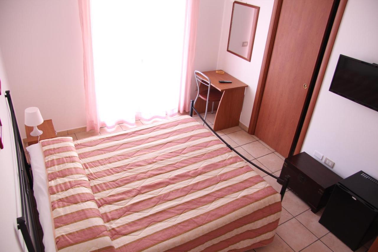 Fragolina B&B Furci Siculo Exterior photo