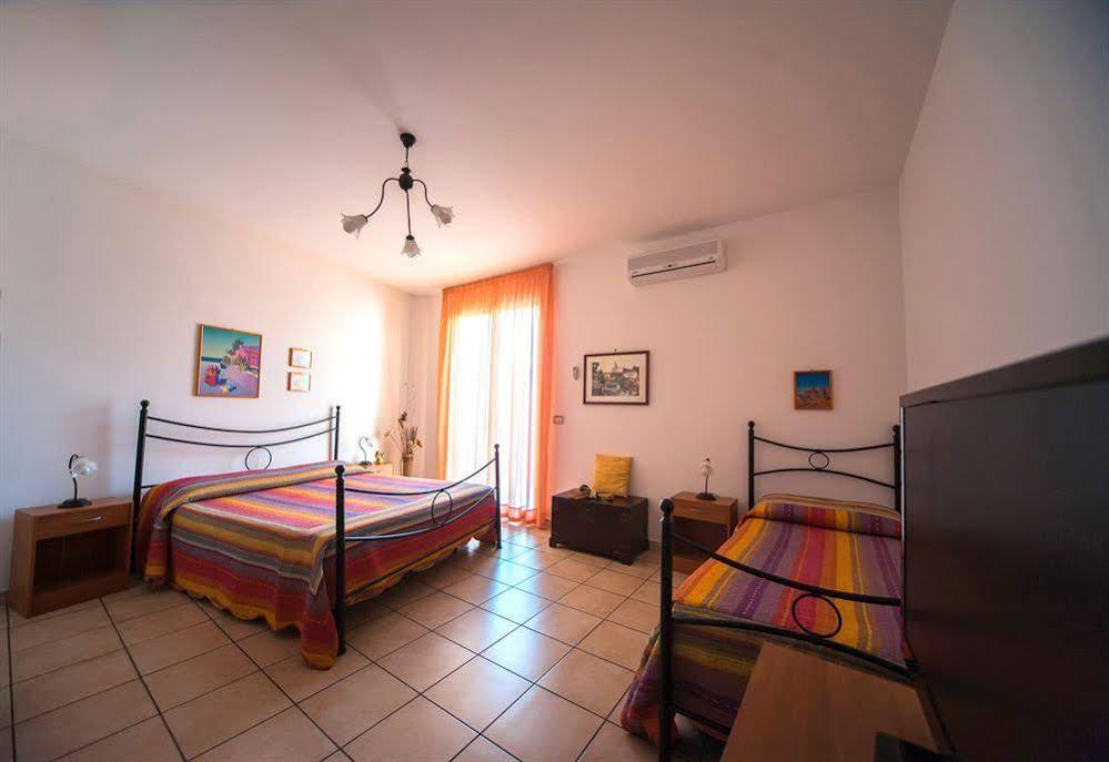 Fragolina B&B Furci Siculo Exterior photo
