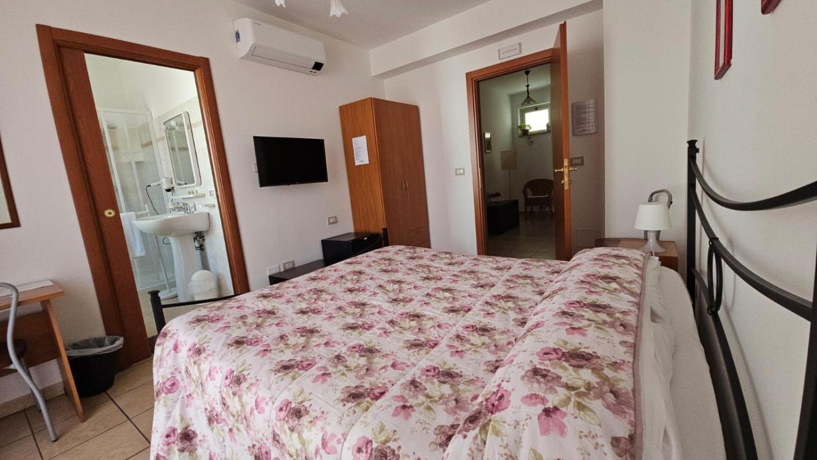 Fragolina B&B Furci Siculo Exterior photo